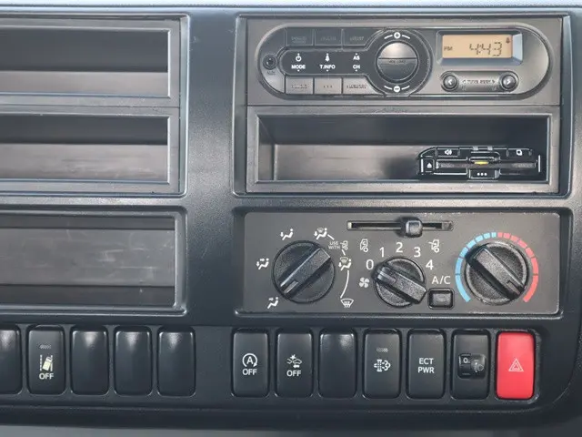 トヨタ ダイナ TPG-XZU710(2WD)の写真36