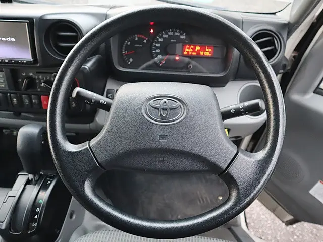 トヨタ トヨエース TPG-XZC605(2WD)の写真4