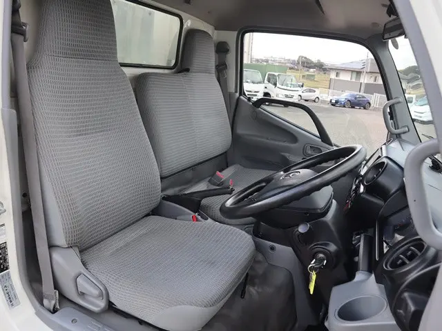 トヨタ トヨエース TPG-XZC605(2WD)の写真34