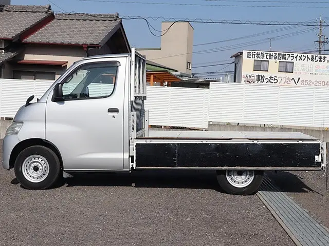 トヨタ タウンエーストラック DBF-S402U(2WD)の写真13