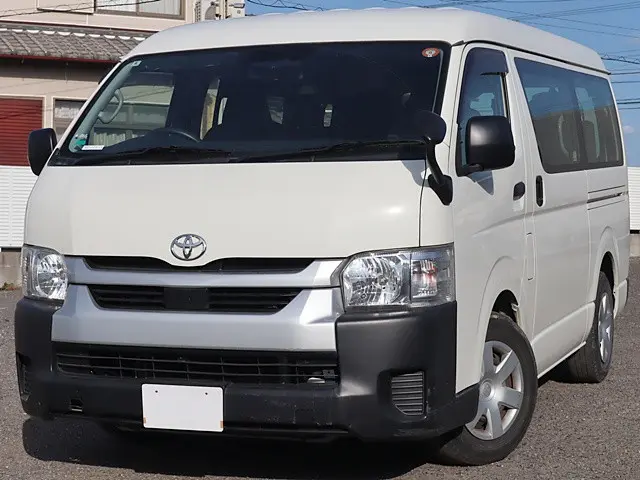 トヨタ ハイエース 3BA-TRH214W(2WD)の写真1