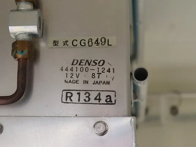 ダイハツ ハイゼットトラック EBD-S321V(2WD)の写真17