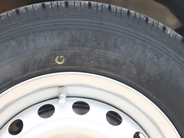 ダイハツ ハイゼットトラック EBD-S321V(2WD)の写真21