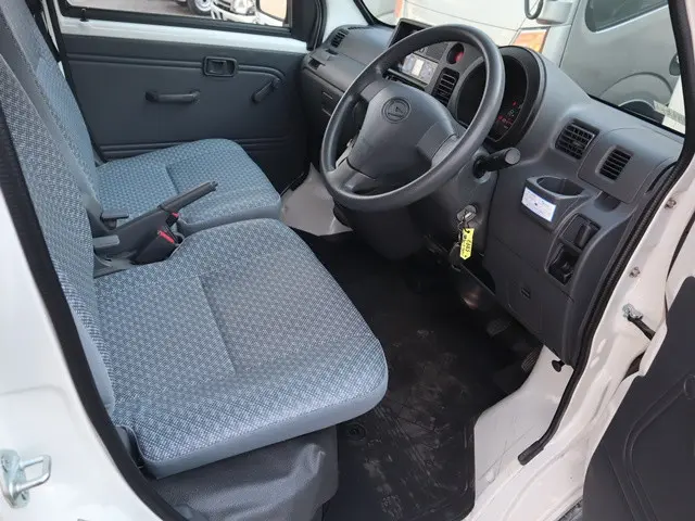 ダイハツ ハイゼットトラック EBD-S321V(2WD)の写真30
