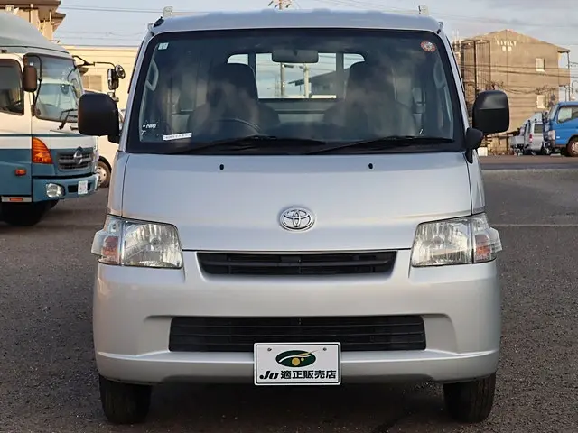 トヨタ ライトエーストラック DBF-S402U(2WD)の写真3