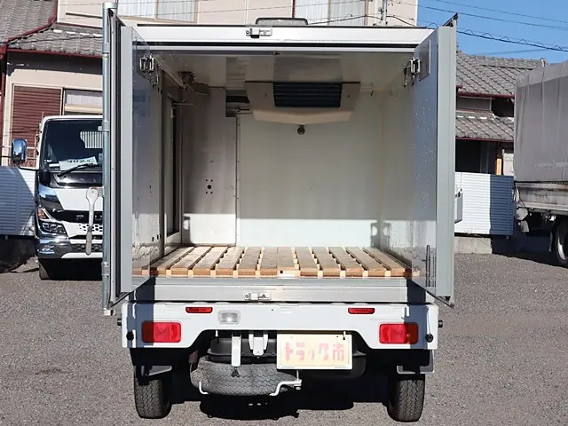 スズキ キャリイ EBD-DA16T(2WD)の写真11