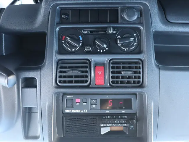 スズキ キャリイ EBD-DA16T(2WD)の写真36