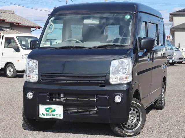 スズキ エブリイ EBD-DA17V(4WD)の写真2