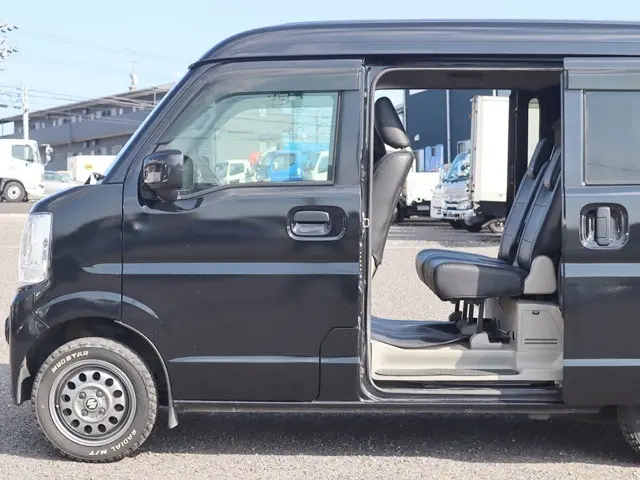 スズキ エブリイ EBD-DA17V(4WD)の写真11