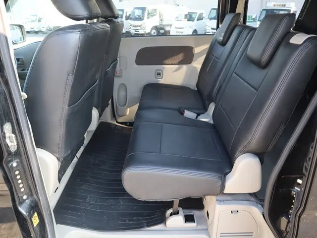 スズキ エブリイ EBD-DA17V(4WD)の写真37