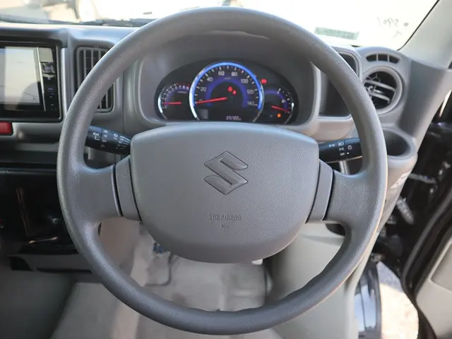 スズキ エブリイ EBD-DA17V(4WD)の写真40