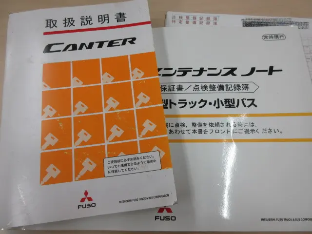 三菱 キャンター 2PG-FEBS0(2WD)の写真5