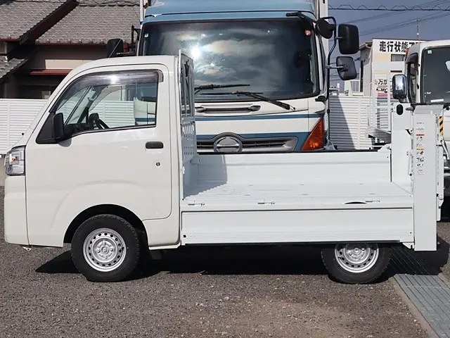 ダイハツ ハイゼットトラック EBD-S510P(4WD)の写真13