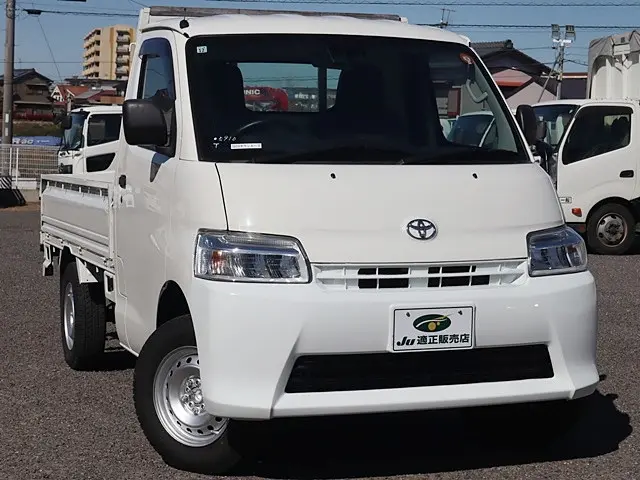 トヨタ タウンエーストラック 5BF-S403U(2WD)の写真4