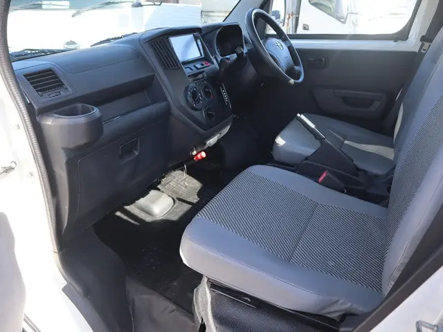 トヨタ タウンエーストラック 5BF-S403U(2WD)の写真32