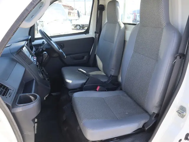 トヨタ タウンエーストラック 5BF-S403U(2WD)の写真33