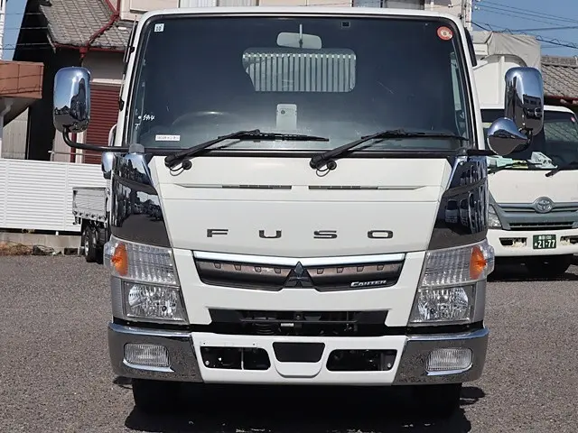 三菱 キャンター 2PG-FBA60(2WD)の写真3