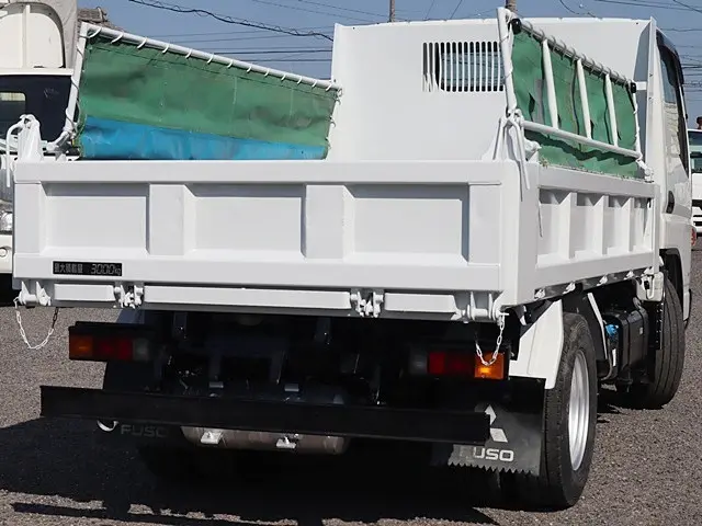 三菱 キャンター 2PG-FBA60(2WD)の写真5