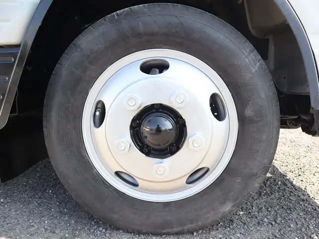 三菱 キャンター 2PG-FBA60(2WD)の写真23