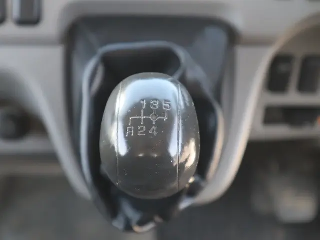 三菱 キャンター 2PG-FBA60(2WD)の写真36
