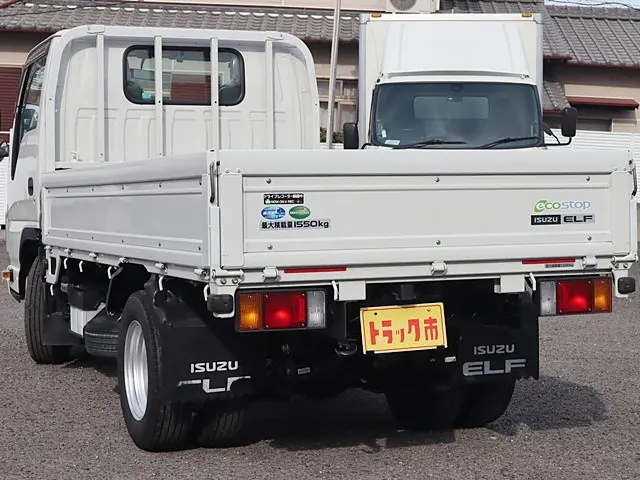 いすゞ エルフ 2RG-NHR88A(2WD)の写真7