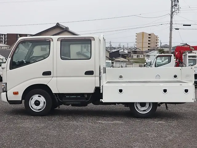 トヨタ ダイナ TPG-XZU605(2WD)の写真13
