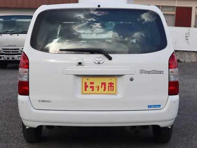 トヨタ プロボックスバン 3BE-NCP165V(4WD)の写真6
