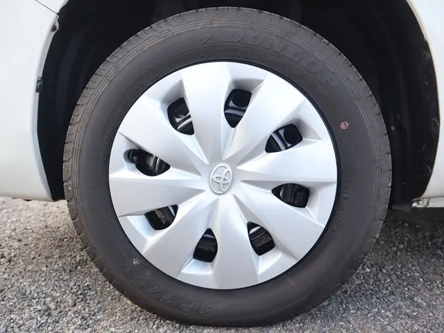 トヨタ プロボックスバン 3BE-NCP165V(4WD)の写真24