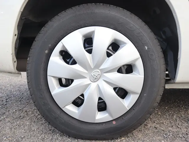 トヨタ プロボックスバン 3BE-NCP165V(4WD)の写真28