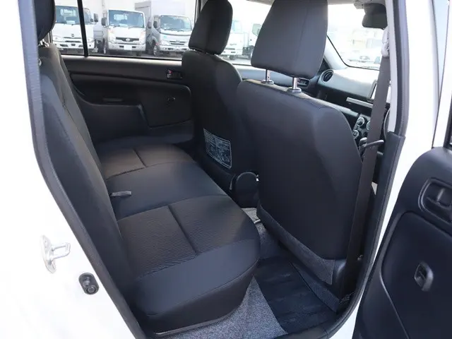 トヨタ プロボックスバン 3BE-NCP165V(4WD)の写真35