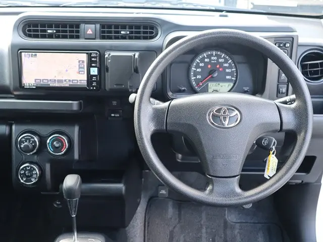 トヨタ プロボックスバン 3BE-NCP165V(4WD)の写真37