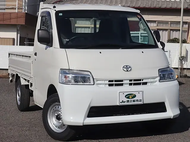 トヨタ タウンエーストラック 5BF-S403U(2WD)の写真4