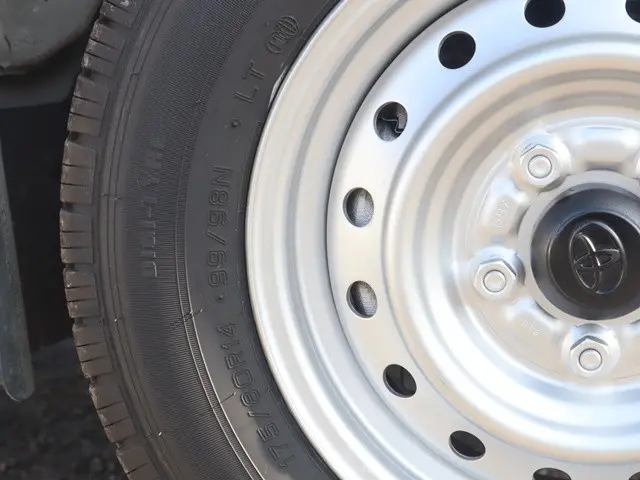 トヨタ タウンエーストラック 5BF-S403U(2WD)の写真20