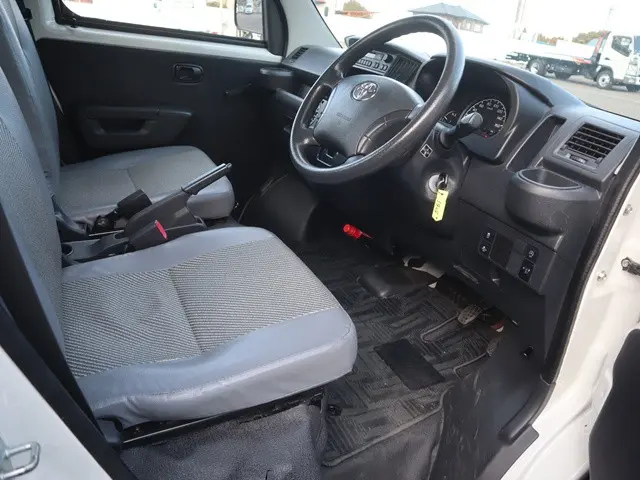 トヨタ タウンエーストラック 5BF-S403U(2WD)の写真29