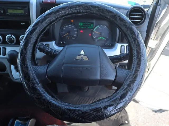 三菱 キャンター 2PG-FBA60(2WD)の写真4