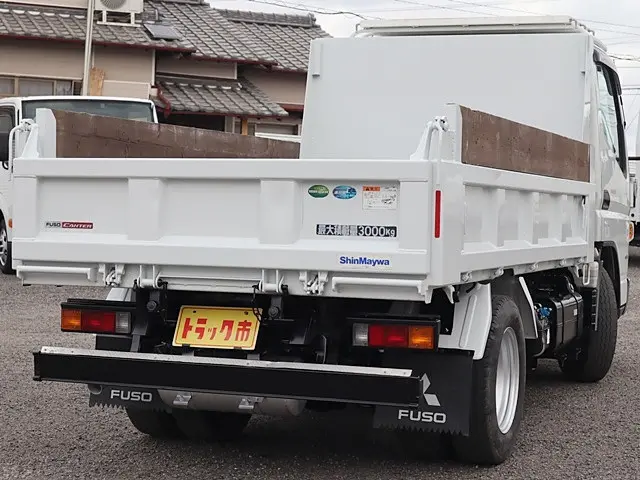 三菱 キャンター 2PG-FBA60(2WD)の写真5