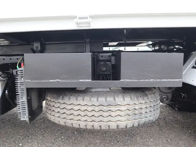 三菱 キャンター 2PG-FBA60(2WD)の写真21