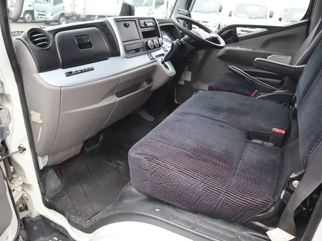 三菱 キャンター 2PG-FBA60(2WD)の写真33