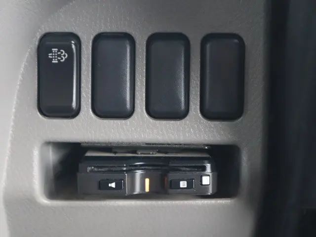 三菱 キャンター 2PG-FBA60(2WD)の写真38