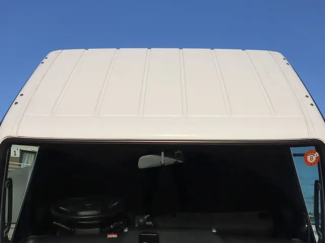 三菱 キャンター 2TG-FBA00(2WD)の写真15