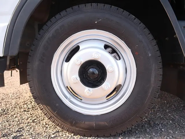 三菱 キャンター 2TG-FBA00(2WD)の写真25