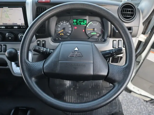 三菱 キャンター 2TG-FBA00(2WD)の写真34