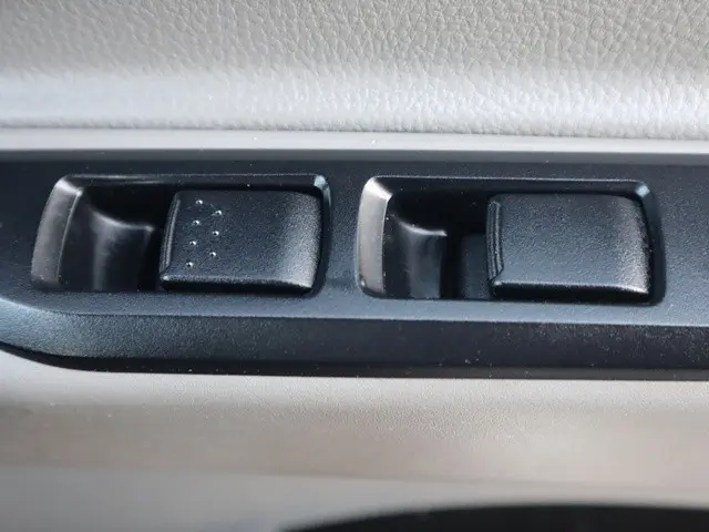 三菱 キャンター 2TG-FBA00(2WD)の写真39