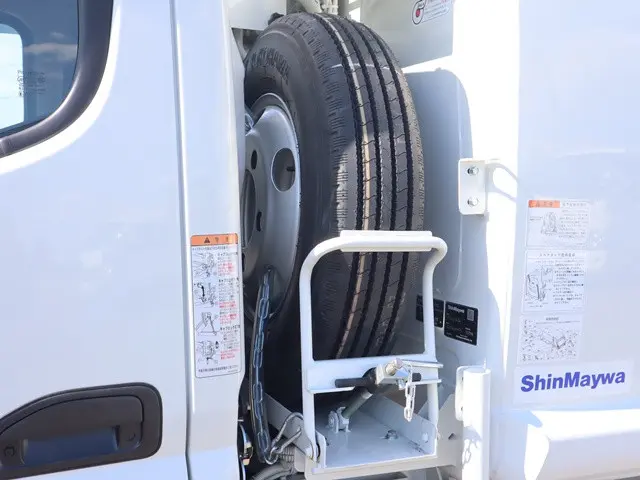 三菱 キャンター 2RG-FEAV0(2WD)の写真31