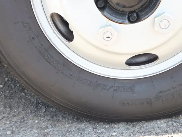 三菱 キャンター 2RG-FEAV0(2WD)の写真32