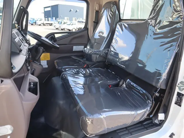 三菱 キャンター 2RG-FEAV0(2WD)の写真38