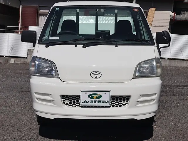 トヨタ ライトエーストラック GK-KM70(2WD)の写真3