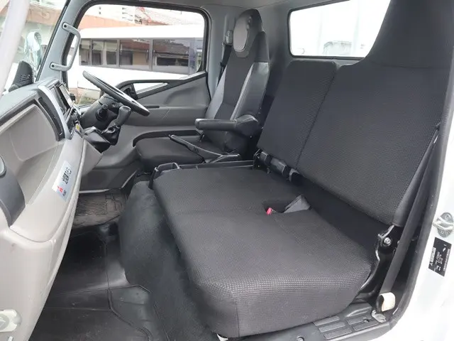 三菱 キャンター TPG-FEB50(2WD)の写真34