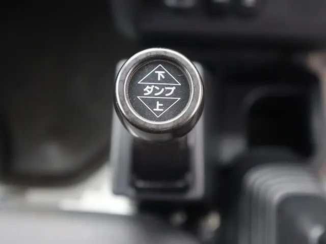 ダイハツ ハイゼットトラック EBD-S510P(4WD)の写真41