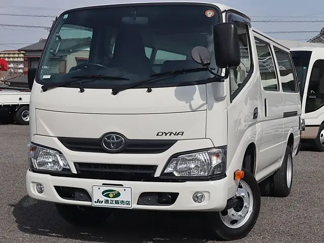 トヨタ ダイナ LDF-KDY241V(2WD)の写真2